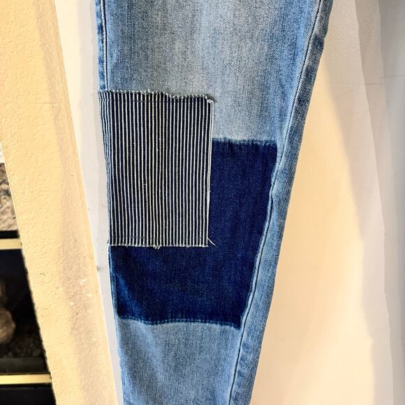 KanCan Nami High Rise Mom Patchwork Jeans Blue Size 25 - Picture 9 of 12